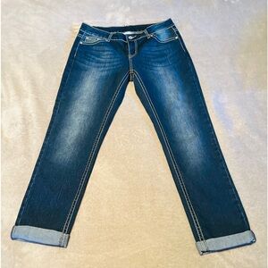 Selling 2 pair brand new country girl jeans size 8 never worn !!!